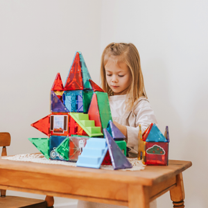 MAGNA-TILES® | House - 28 Piece Magnetic Construction Set